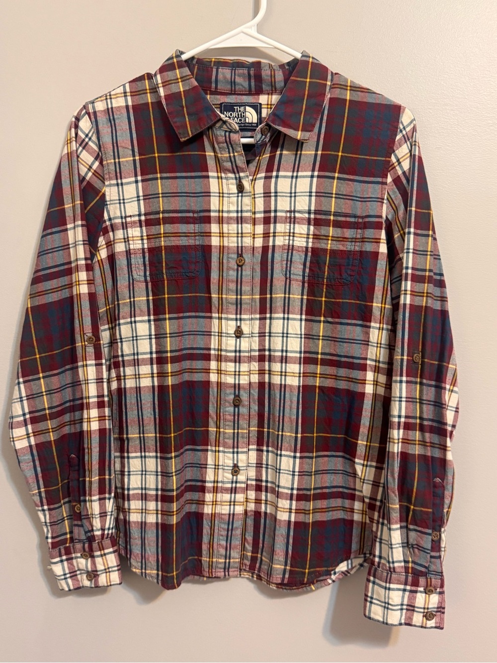 The North Face Women's M Plaid Button Front Flannel Shirt Burgundy